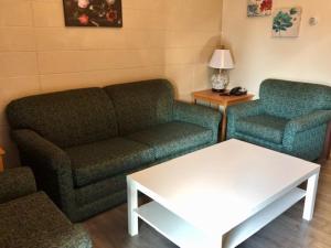 Posezení v ubytování Thriftlodge Edmonton