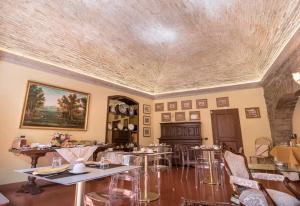 TV a/nebo společenská místnost v ubytování Brunelli B&B