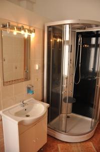 Koupelna v ubytování Hotel Děčín