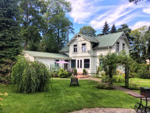 O grădină în afara Jurmala vacation house