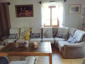 Posedenie v ubytovaní Apartmán Hořice na Šumavě