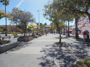 The surrounding neighborhood or a neighborhood close to Az apartmant