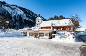 Gasthaus Traube v zimě