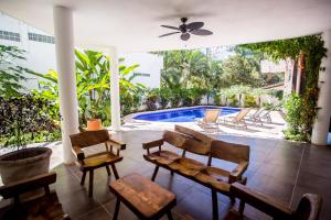 Bazén v ubytování Hotelito Los Sueños nebo v jeho okolí