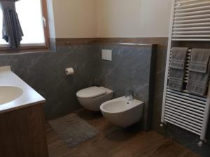 A bathroom at Al bait da Valeriano - Appartamento DaMì