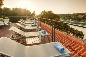 Balkón nebo terasa v ubytování Hotel Milna Osam - Adults Only