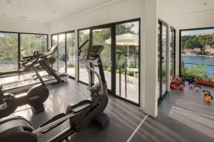 Fitness centrum a/nebo fitness zařízení v ubytování Hotel Milna Osam - Adults Only