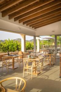 Restaurace v ubytování Can Jaume Private Villas by Ocean Drive