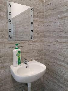 Et badeværelse på 3133 Heritage Home