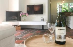 Ποτά στο Gorgeous Home In Arnemuiden With Wifi