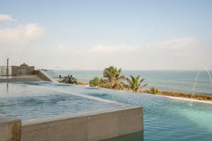 Bazén v ubytování Hotel Cartagena Dubai nebo v jeho okolí