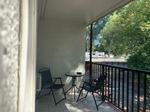 Afbeelding uit fotogalerij van Okanagan Royal Park Inn by Elevate Rooms in Vernon