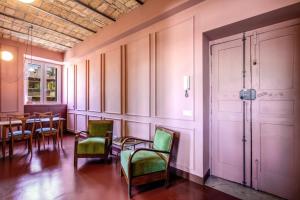 A seating area at CORNER211