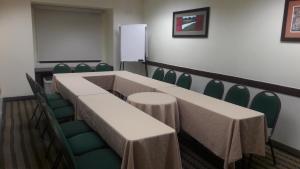 Konferenční prostory v ubytování Microtel Inn and Suites by Wyndham Ciudad Juarez, US Consulate