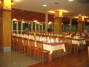 Restauracja lub miejsce do jedzenia w obiekcie Hotel A Veiga