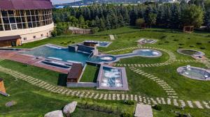 an aerial view of a resort property with a swimming pool at Sanatory Mashuk Aqua-Term in Pyatigorsk