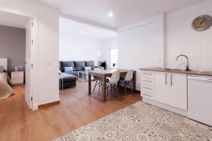 Kuchyňa alebo kuchynka v ubytovaní Apartamento La Terraza del Mar
