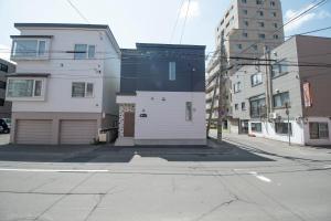 Gallery image of UCHI Living stay NAKAJIMA park in Sapporo