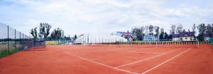 Tenis a/nebo squash v ubytování Hotel S-centrum nebo okolí