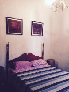 Ein Bett oder Betten in einem Zimmer der Unterkunft Altaves