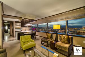 Χώρος καθιστικού στο Secret Suites At Vdara