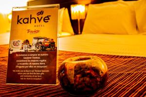Makanan di atau berdekatan hotel