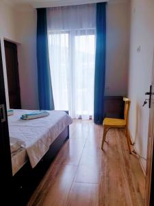 Letto o letti in una camera di Four Seasons in Kutaisi