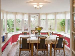 A restaurant or other place to eat at Brookwood 