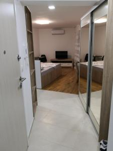 Postel nebo postele na pokoji v ubytování Studio apartment Noa