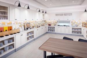 Köök või kööginurk majutusasutuses Hyatt Place Poughkeepsie - Hudson Valley