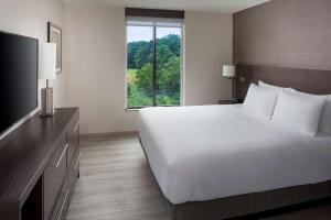 Voodi või voodid majutusasutuse Hyatt Place Poughkeepsie - Hudson Valley toas