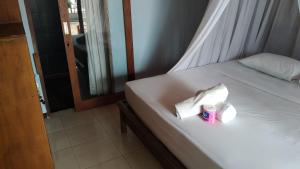 Imagem da galeria de Sunset Beach Bungalow em Gili Meno