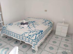Rosa Marina Frontline Beach客房内的一张或多张床位