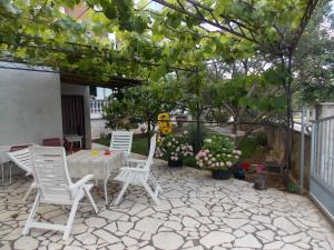 Photo de la galerie de l'établissement Apartments Jonjić, à Vodice