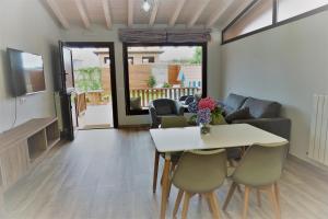 Gallery image of Apartamentos La Playina in Llanes