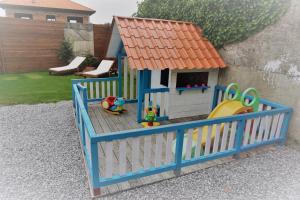 Herní místnost nebo prostor pro děti v ubytování Apartamentos La Playina