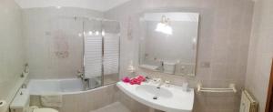 A bathroom at A Casa Mia