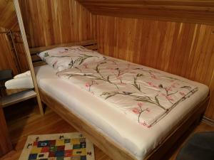 Ліжко або ліжка в номері Almhaus Ödlstein