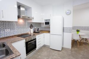 Enviable Location at Port Denia - Walk to Marineta Casiana ...