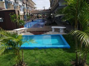 Bazen u ili blizu objekta Beachfront Hotel Tramonto