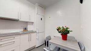 A kitchen or kitchenette at Pozo by clabao