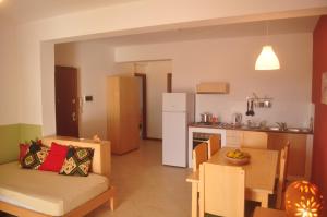 Kuchyň nebo kuchyňský kout v ubytování Aparthotel Ca Bonita