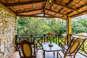 Balkón nebo terasa v ubytování La Terraza Guest House B&B