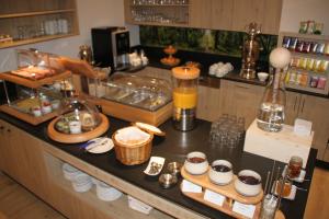 Jedlo v ubytovaní bed & breakfast alebo blízkom okolí