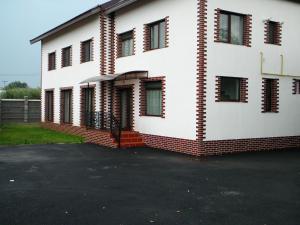 El edificio en el que está la pensión