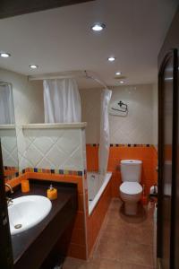 Phòng tắm tại Casa Rural Cal Parines