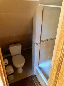 Łazienka w obiekcie Apartamenty u Krysi