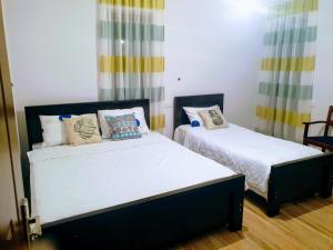 Letto o letti in una camera di Four Seasons in Kutaisi