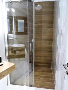 Koupelna v ubytování Joy Luxury Apartment near Acropolis