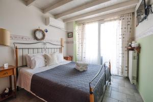 Gallery image of Blue Crystal Villa in Iraklitsa